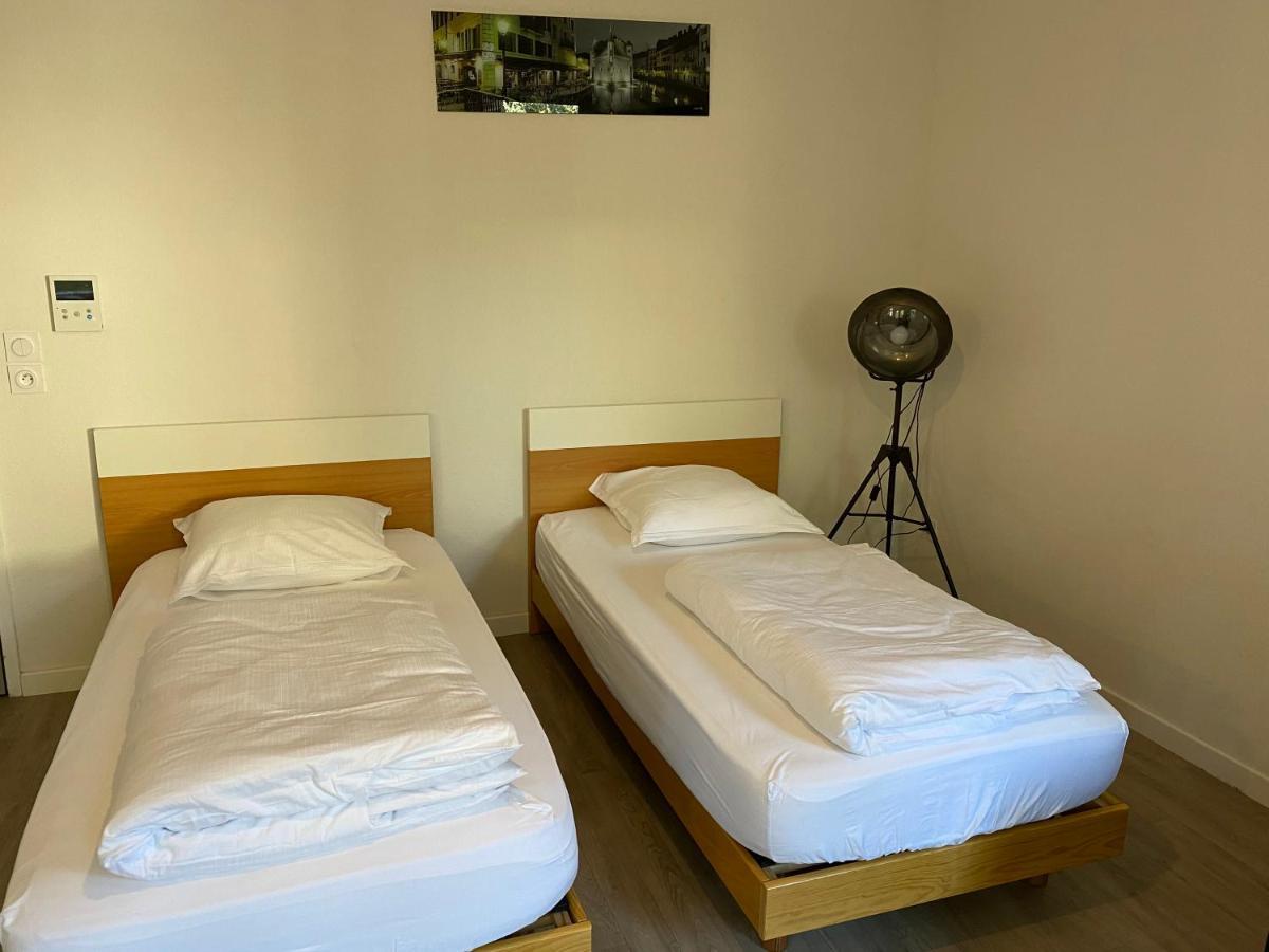 Joli Studio - 10 Min A Pied Du Lac Apartman Annecy Kültér fotó