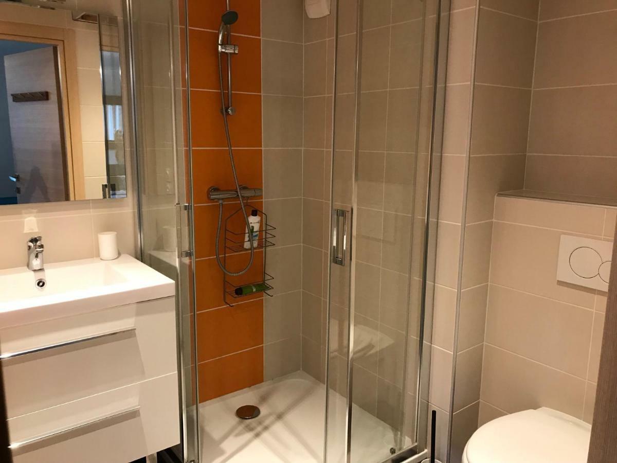 Joli Studio - 10 Min A Pied Du Lac Apartman Annecy Kültér fotó